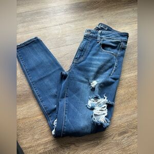 American Eagle SUPER STRETCH X - Hi Rise Jeggings
Size 6 Short